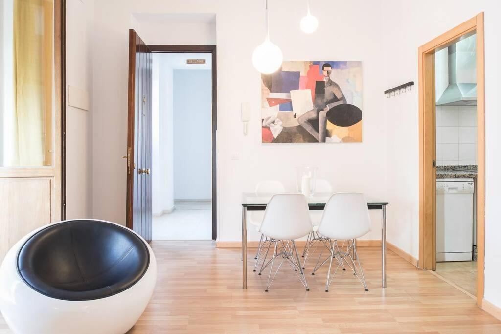 Pop Art, Apartamento Valvanera, Pleno Centro Sevilla Bagian luar foto