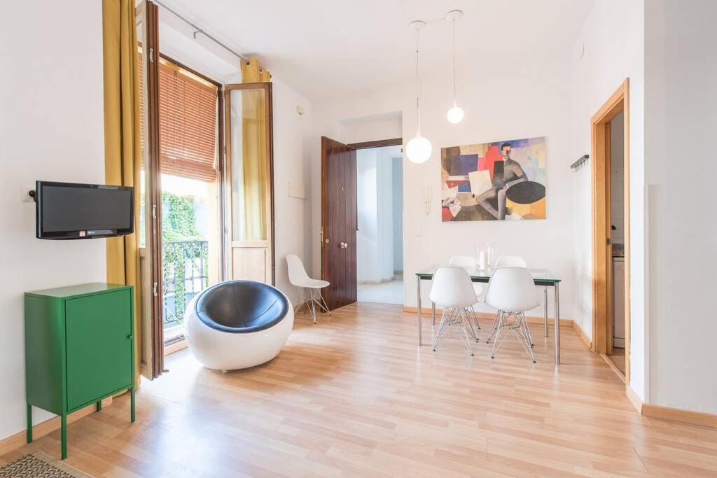 Pop Art, Apartamento Valvanera, Pleno Centro Sevilla Bagian luar foto